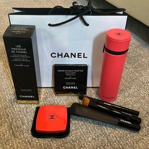 Chanel Codes Couleur- 3 Essential Brushes/Mirror Duo in Premier Dame- SOLD OUT